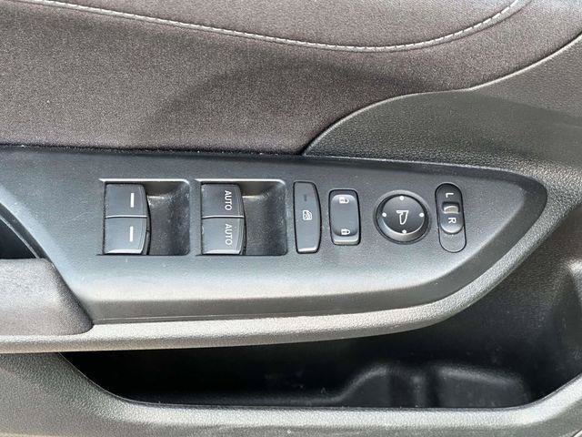 Used 2019 Honda Insight EX image 12