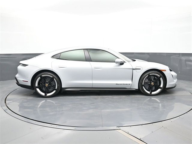 Used 2022 Porsche Taycan Turbo S image 24