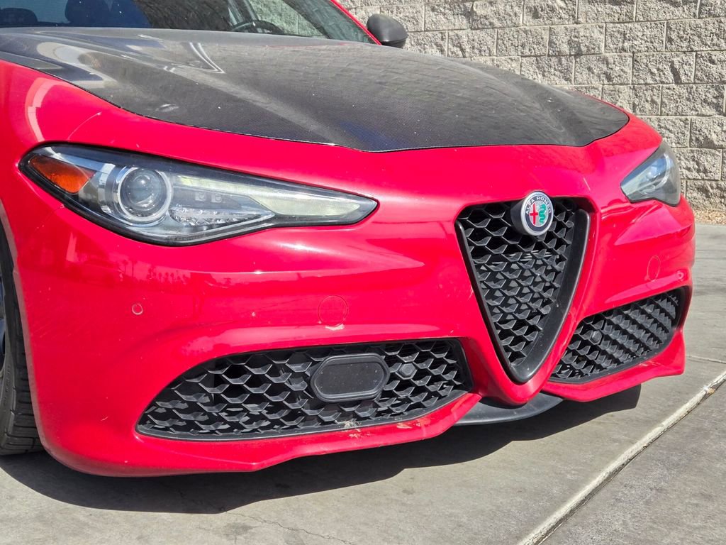 Used 2018 Alfa Romeo Giulia Ti Sport w/ Quick Order Package 22U Sport image 7