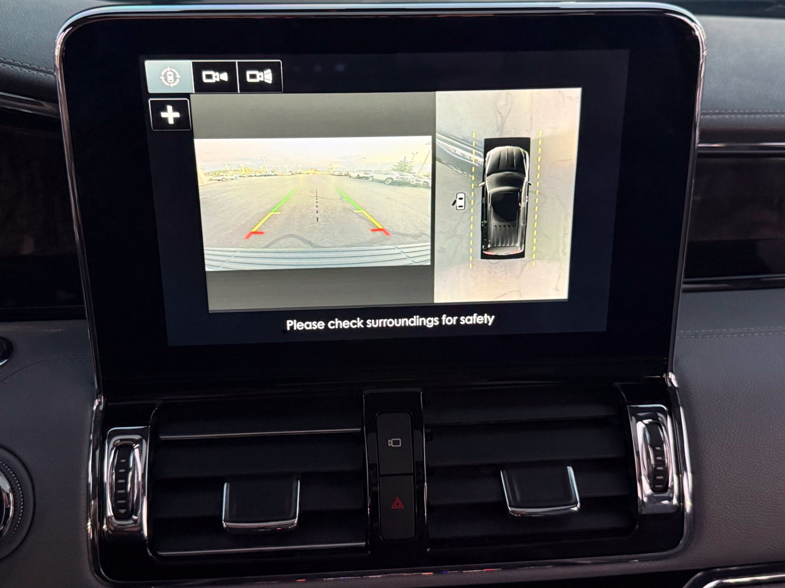 Used 2018 Lincoln Navigator Select RWD image 42