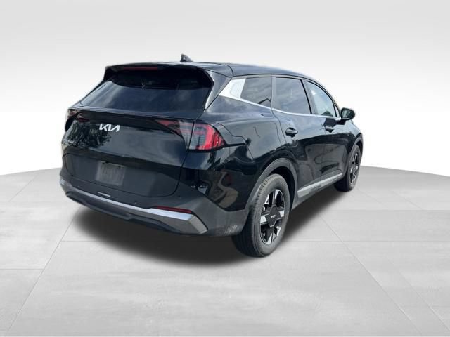 Certified 2026 Kia Sportage LX FWD image 8