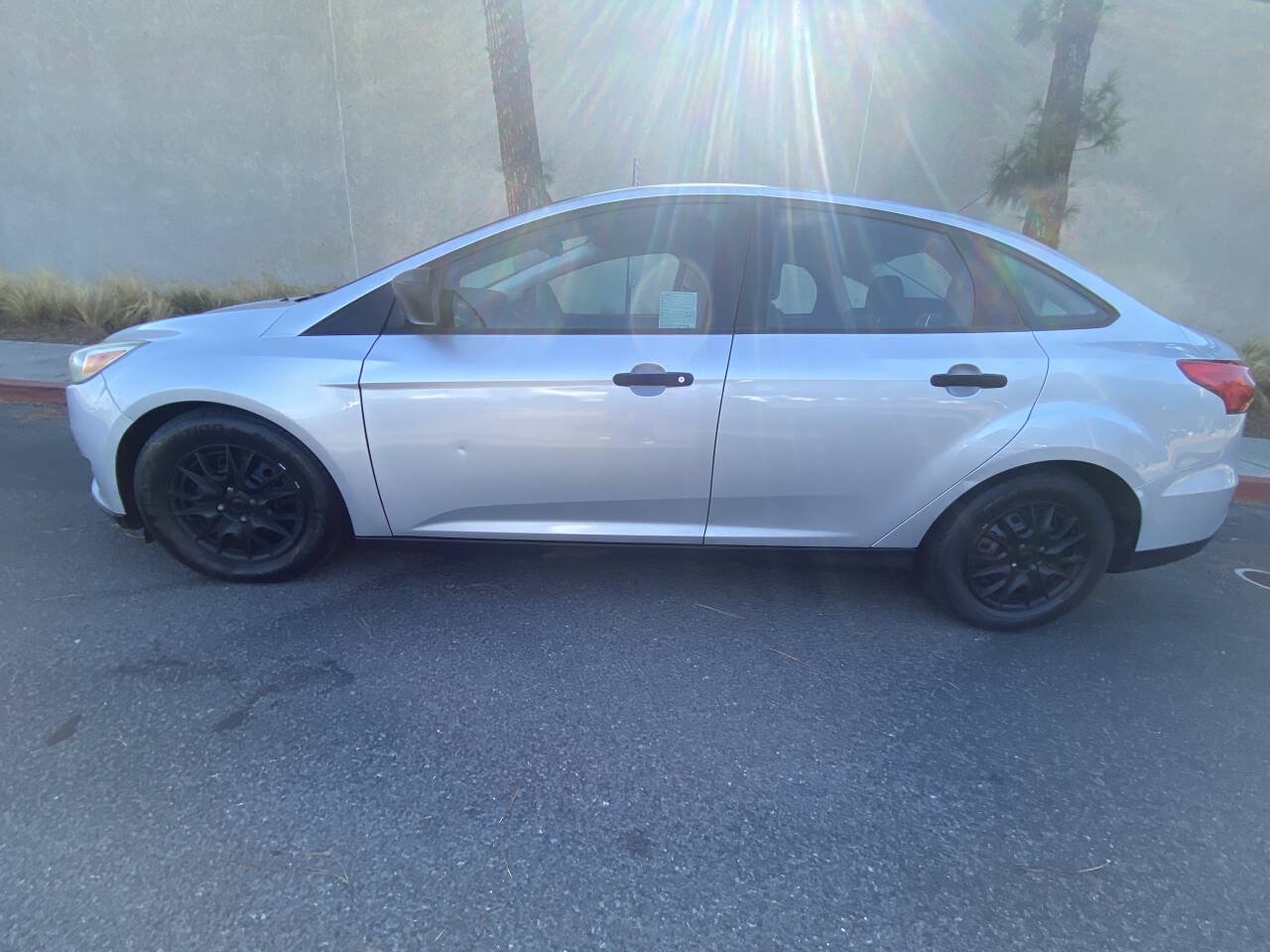 Used 2015 Ford Focus S FWD image 4