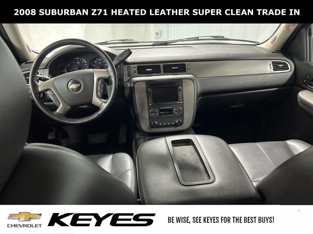 Used 2008 Chevrolet Suburban LT image 3