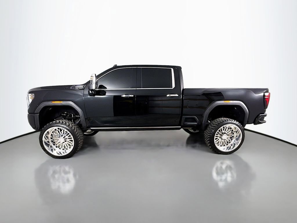 Used 2024 GMC Sierra 2500 Denali Ultimate image 4