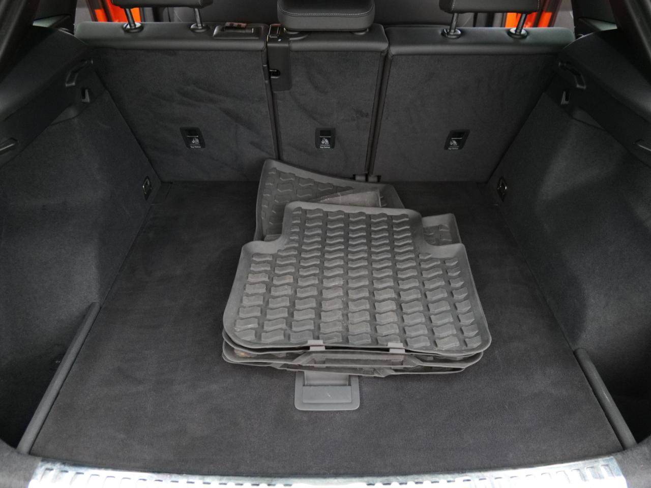 Used 2019 Audi Q3 2.0T Premium Plus w/ Premium Plus Package image 58