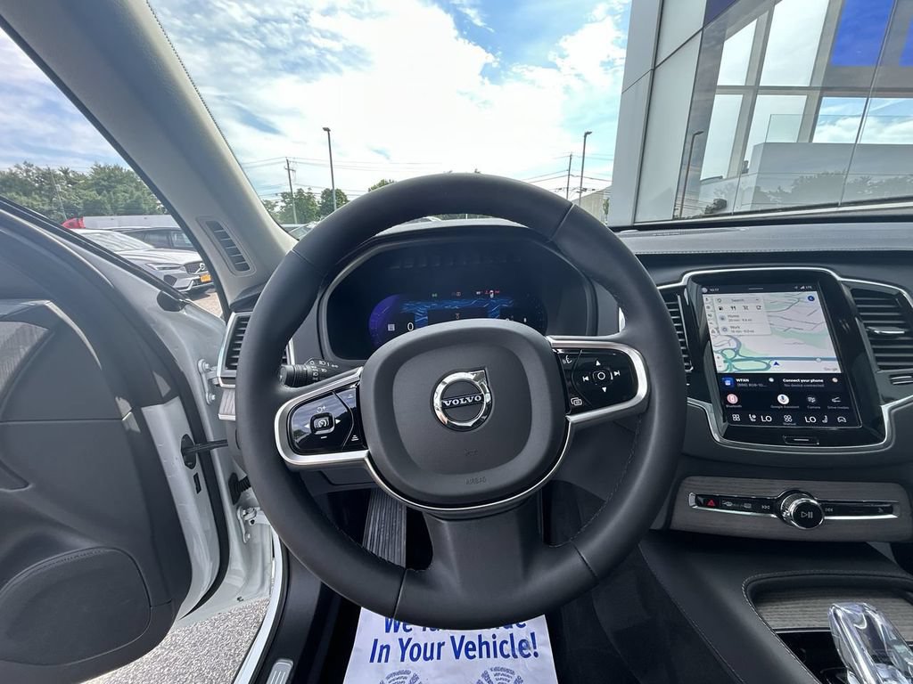 Certified 2023 Volvo XC90 B6 Ultimate w/ Protection Package Premier AWD/4WD image 18