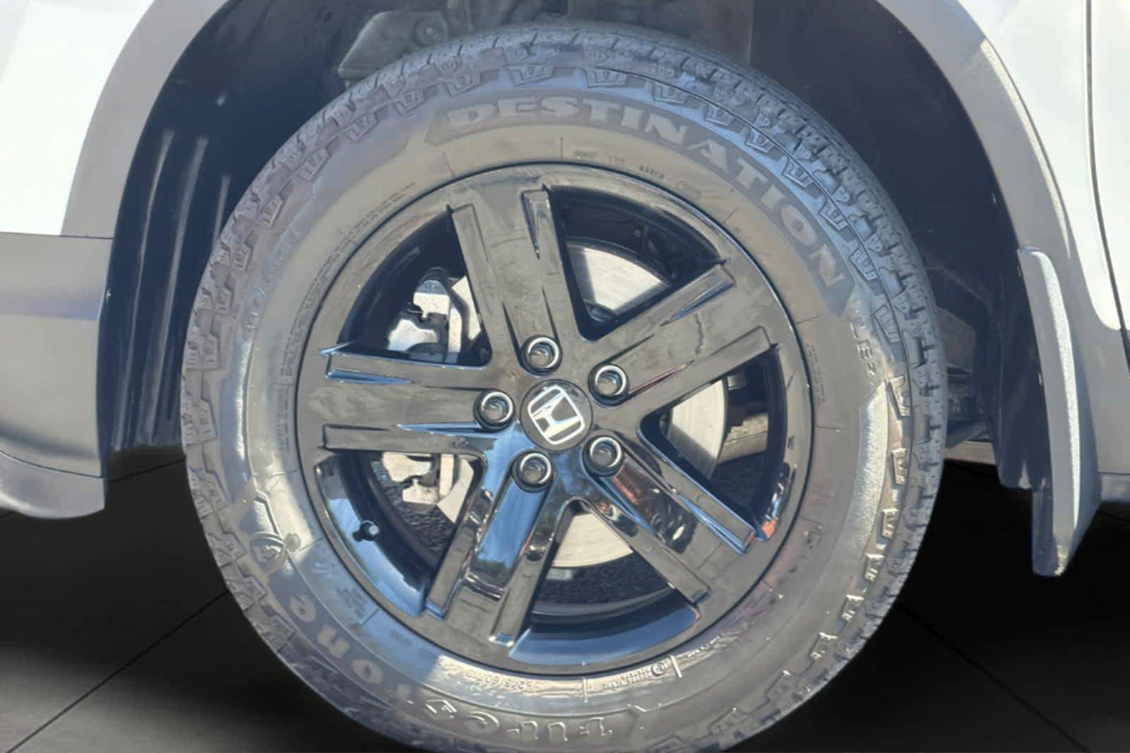Used 2023 Honda Ridgeline Black Edition image 11