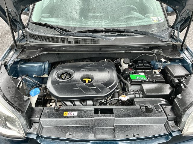 Used 2017 Kia Soul + FWD image 26