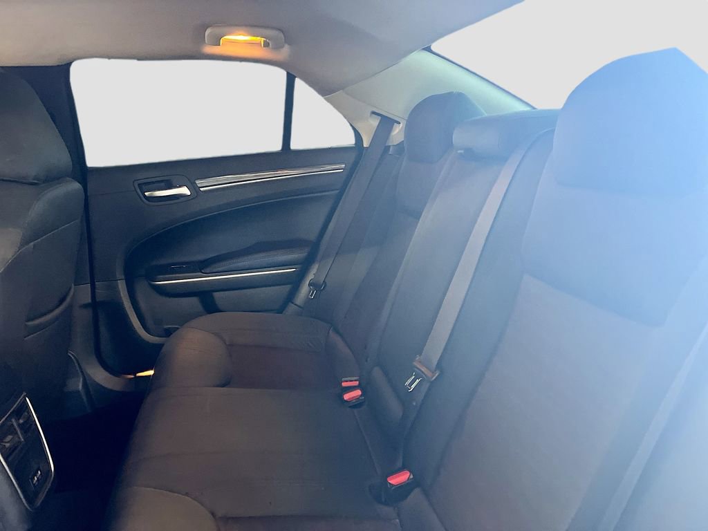 Used 2020 Chrysler 300 Touring w/ Sport Appearance Package image 22