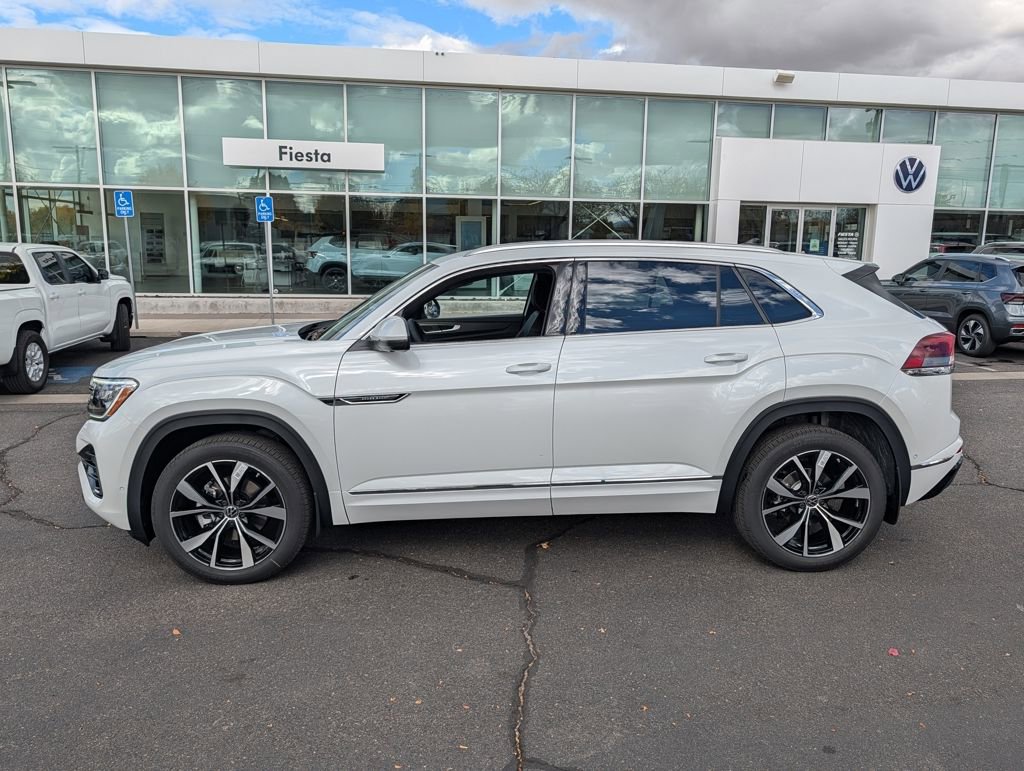 New 2026 Volkswagen Atlas Cross Sport SEL Premium R-Line image 8