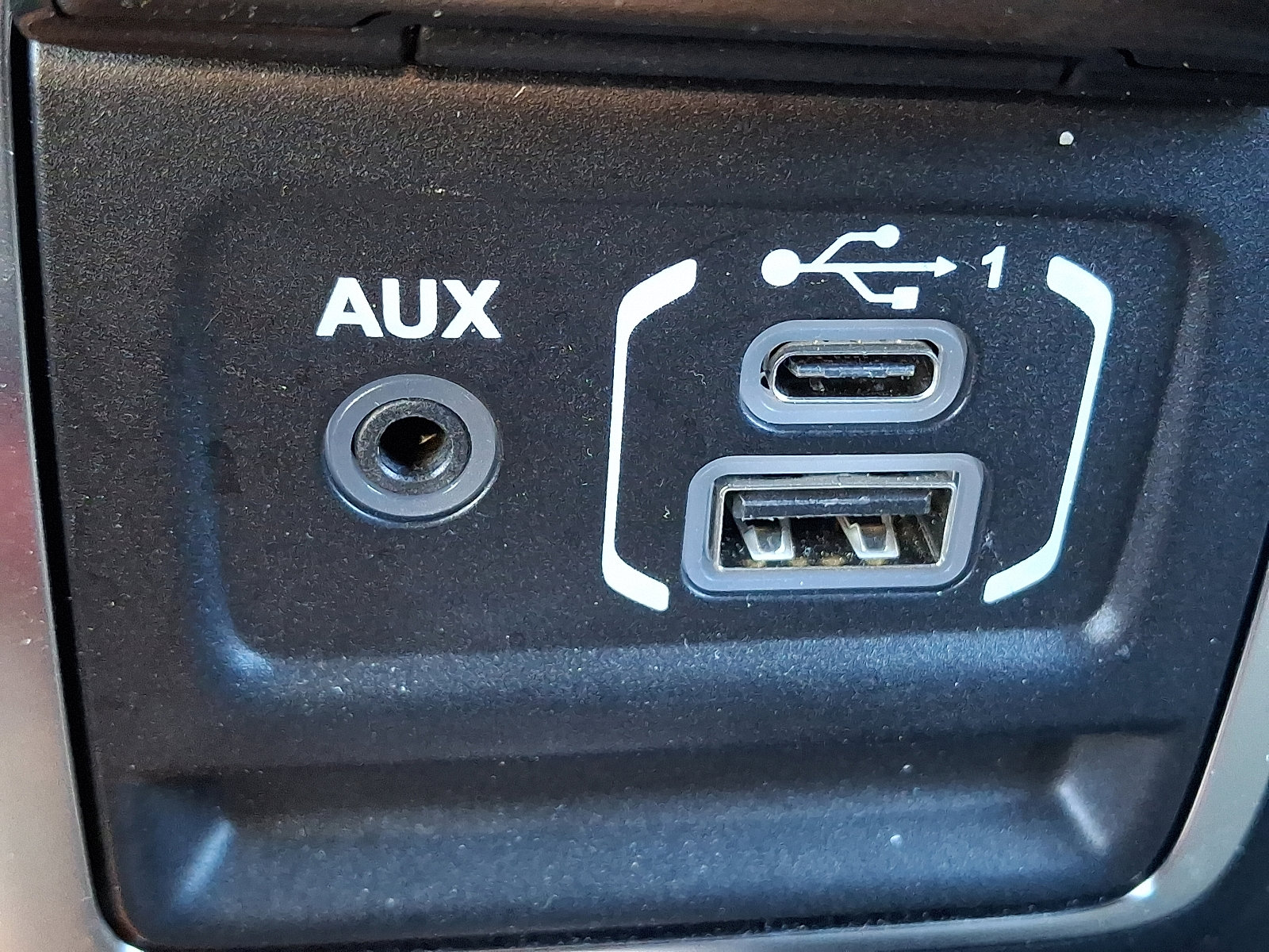 Used 2024 Jeep Wrangler Unlimited Sport image 23