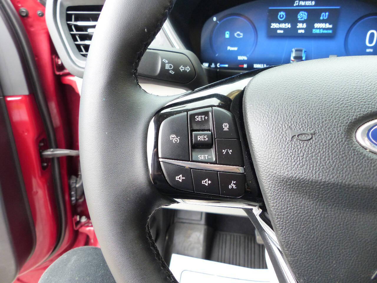 Used 2026 Ford Escape Platinum AWD/4WD image 26