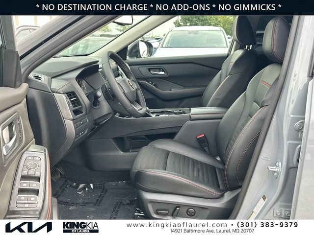 Used 2025 Nissan Rogue SV w/ Rock Creek Premium Package AWD/4WD image 21