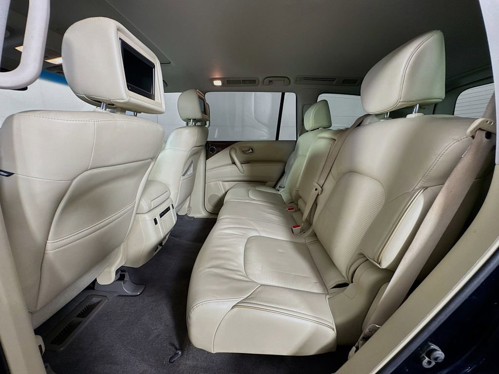 Used 2017 INFINITI QX80 2WD w/ Driver Assistance Package image 31