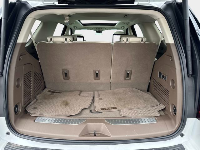 Used 2024 GMC Yukon Denali w/ Advanced Technology Package image 5