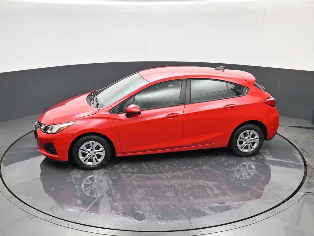 Used 2019 Chevrolet Cruze LS image 28