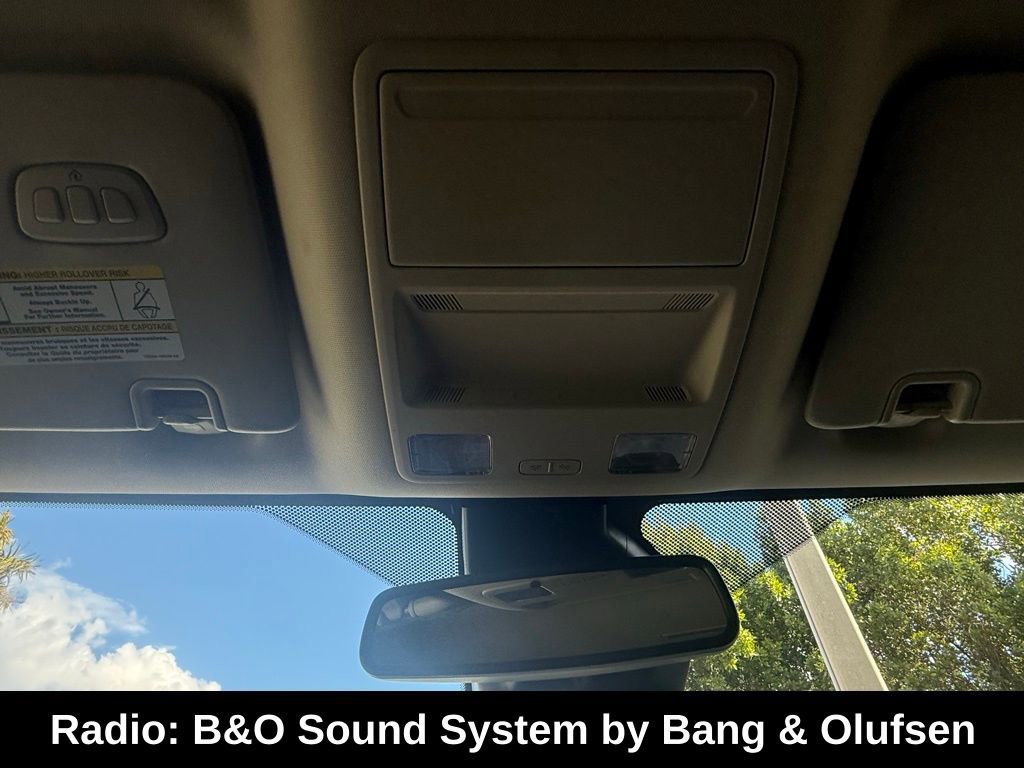 Used 2021 Ford Ranger Lariat w/ Equipment Group 501A High image 12