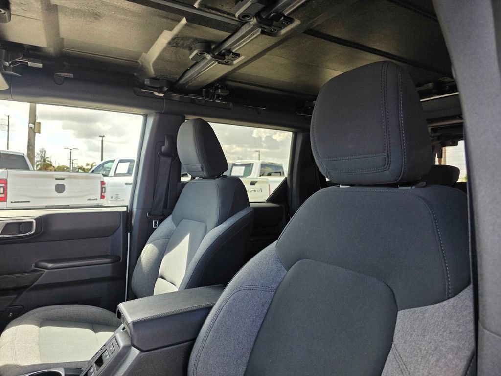 Used 2025 Ford Bronco Big Bend image 21