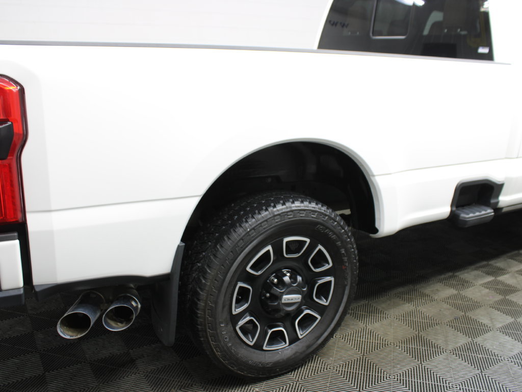 Used 2023 Ford F250 Platinum AWD/4WD image 47