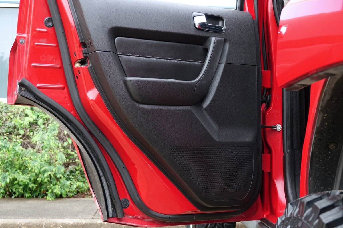 Used 2008 HUMMER H3 Alpha image 36