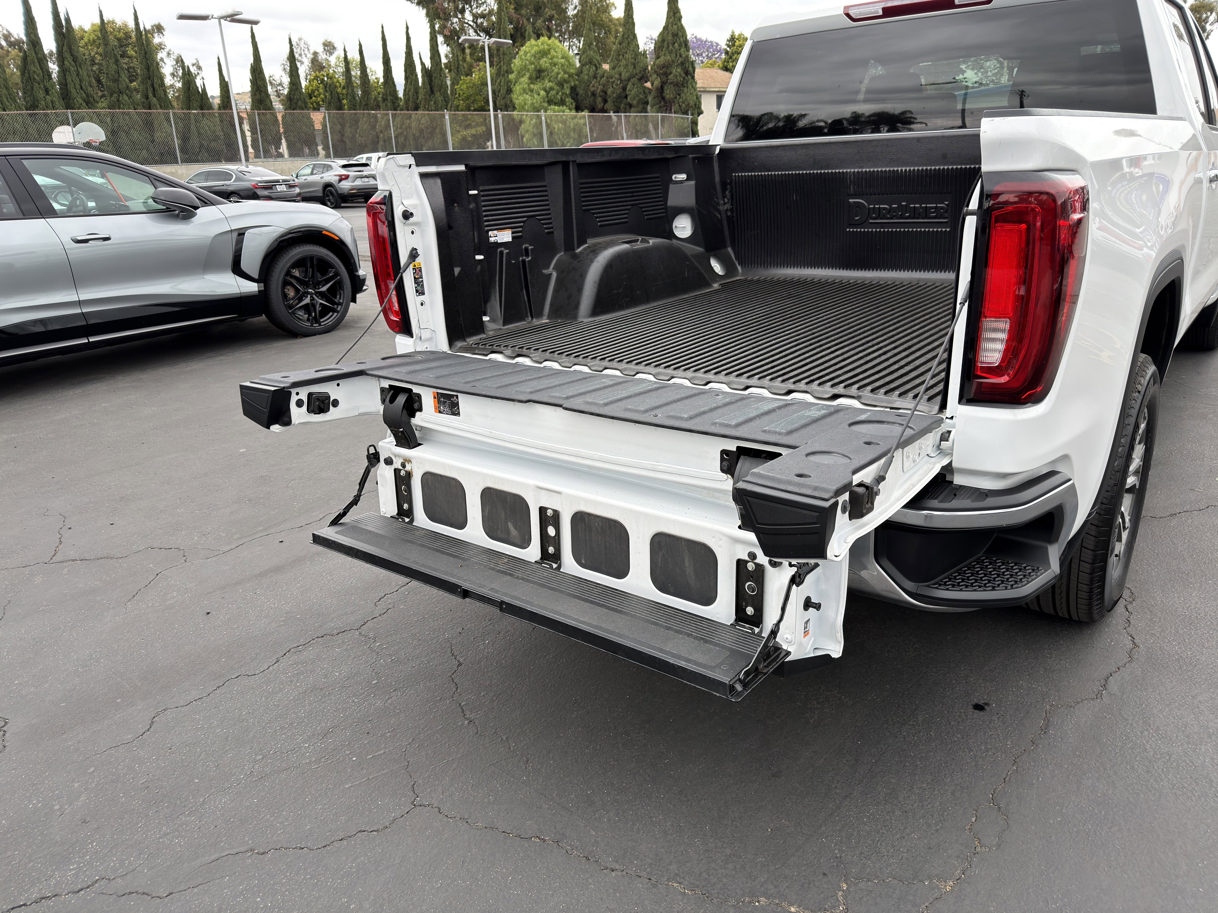 Used 2026 GMC Sierra 1500 SLT RWD image 20