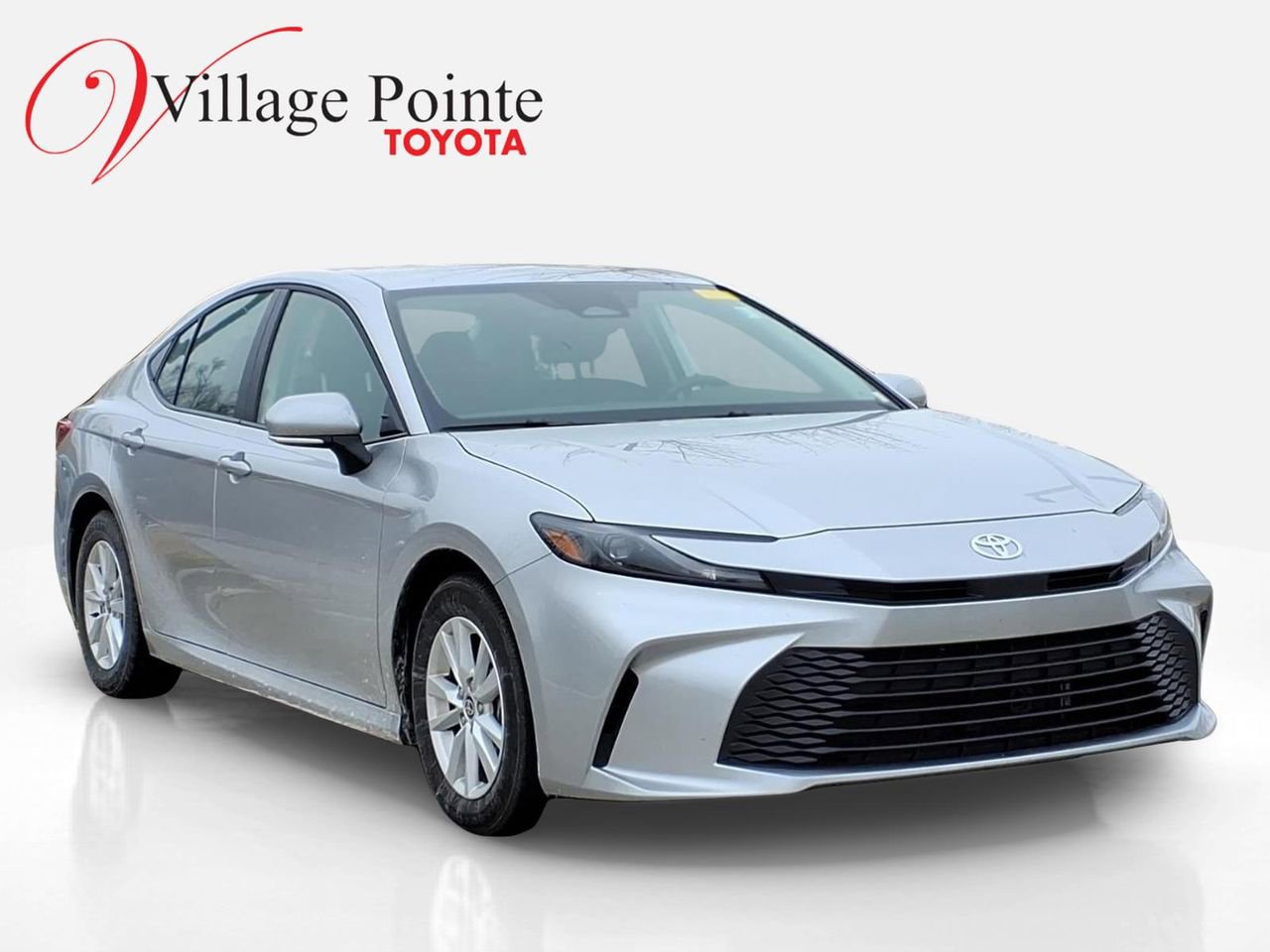 Used 2026 Toyota Camry LE image 3
