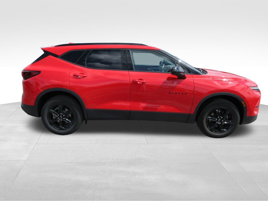 Used 2023 Chevrolet Blazer LT w/ Convenience Package FWD image 7