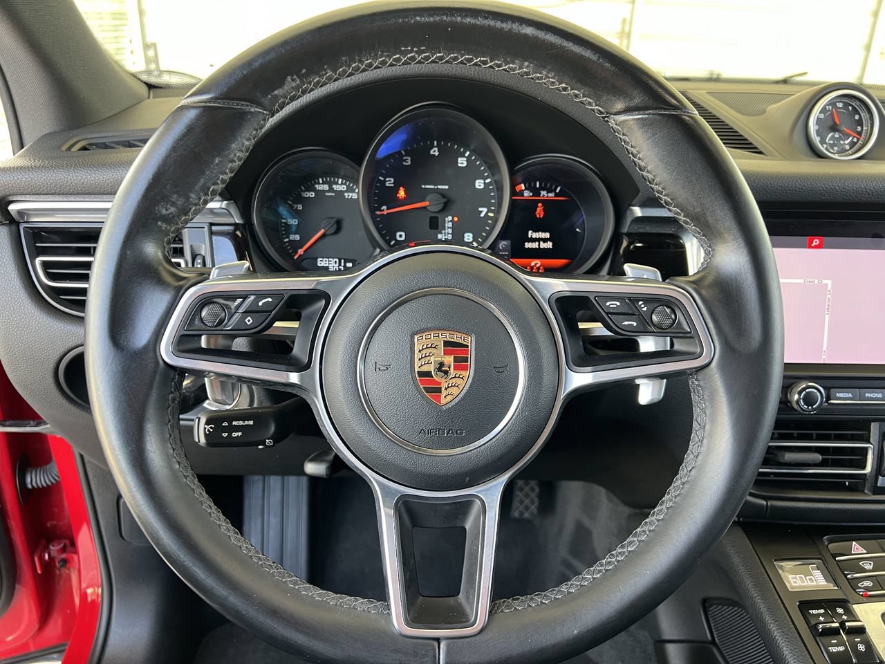 Used 2021 Porsche Macan AWD/4WD image 8