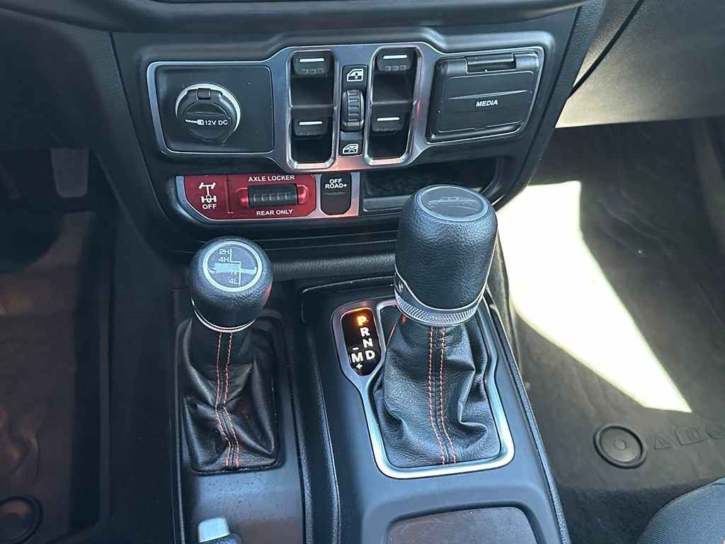 Used 2021 Jeep Gladiator Mojave AWD/4WD image 35