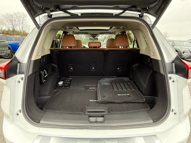 New 2026 Nissan Rogue Platinum w/ Platinum Premium Package image 16