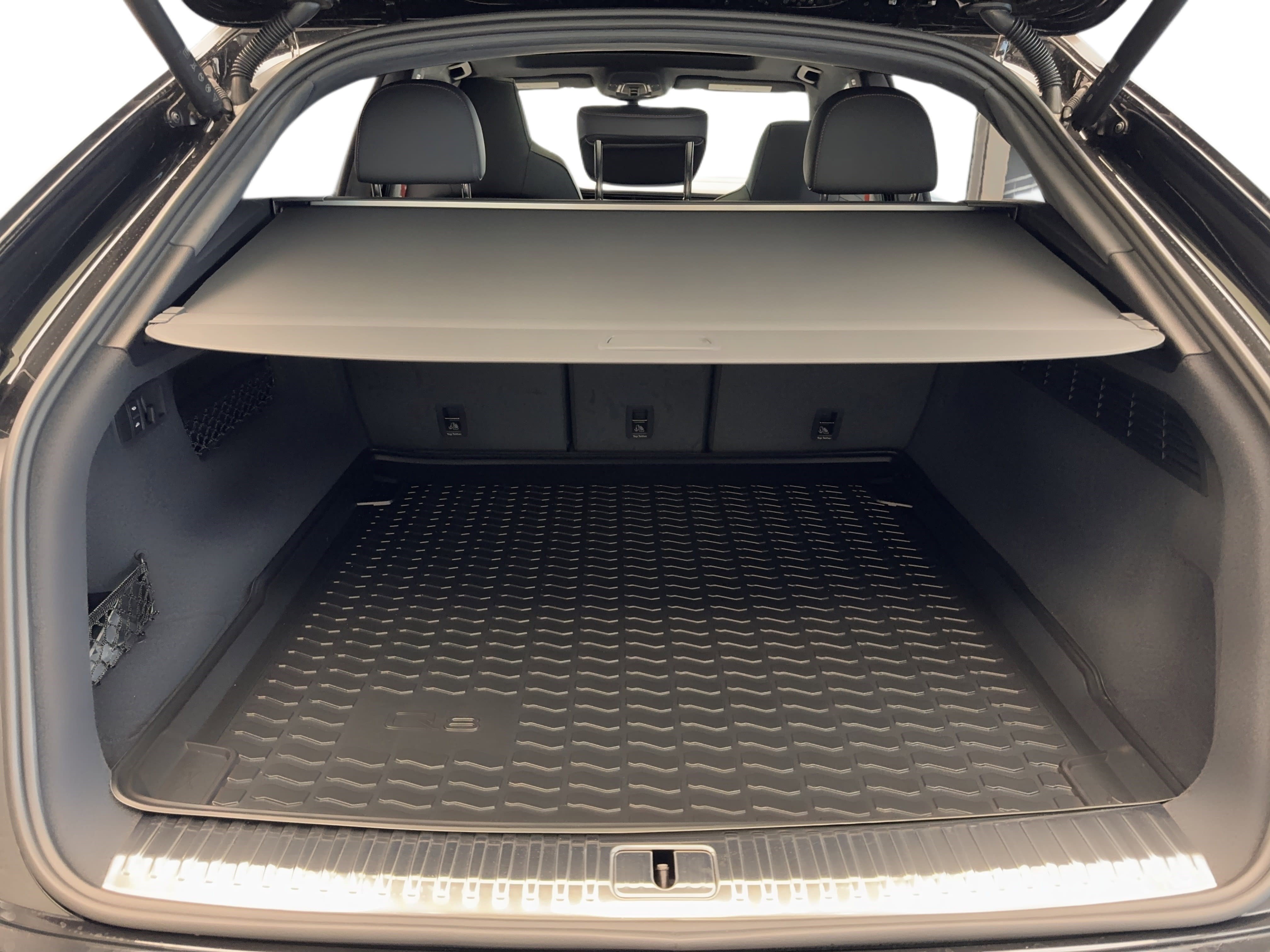 New 2026 Audi SQ8 Prestige image 12