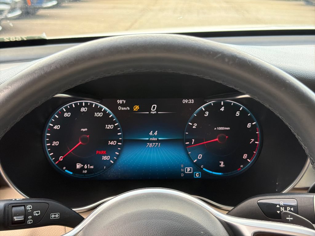 Used 2021 Mercedes-Benz GLC 300 w/ Premium Package image 28