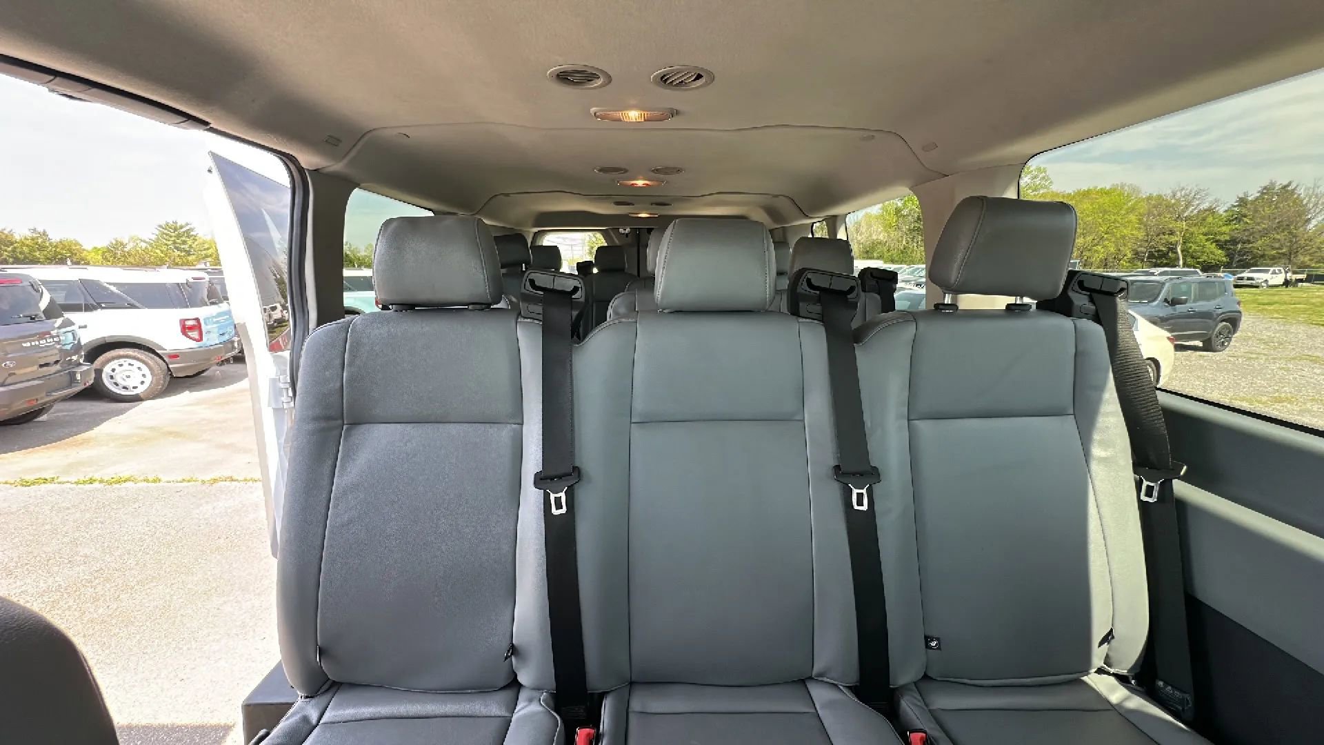 Used 2016 Ford Transit 350 XL image 16