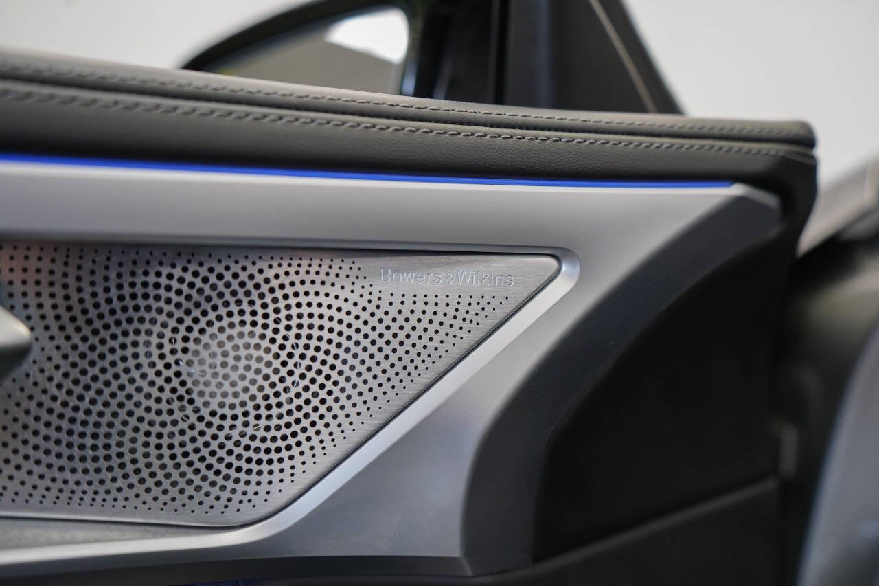 Used 2022 BMW M8 Competition w/ M Carbon Exterior Package image 63