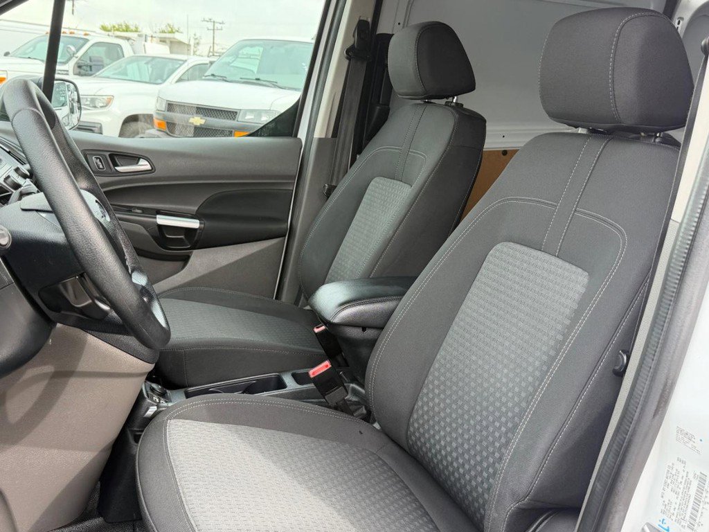 Used 2021 Ford Transit Connect XLT image 18