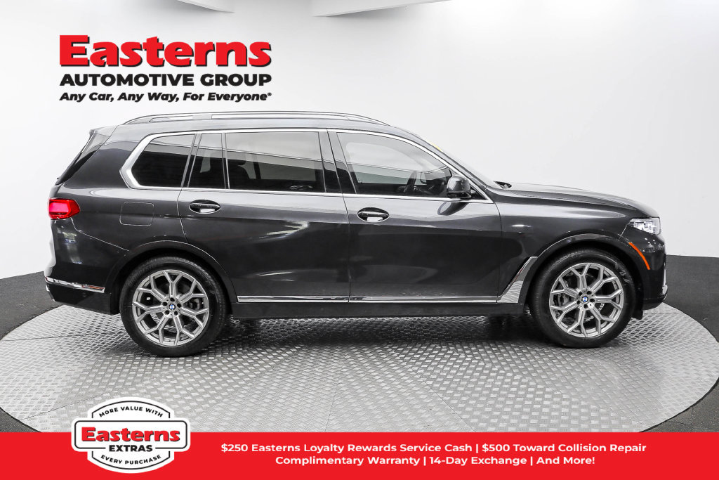 Used 2022 BMW X7 xDrive40i w/ Premium Package AWD/4WD image 5