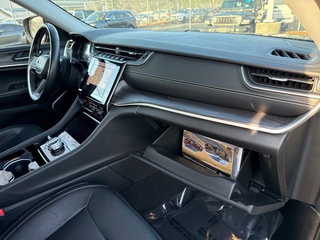 Certified 2022 Jeep Grand Cherokee Limited image 27