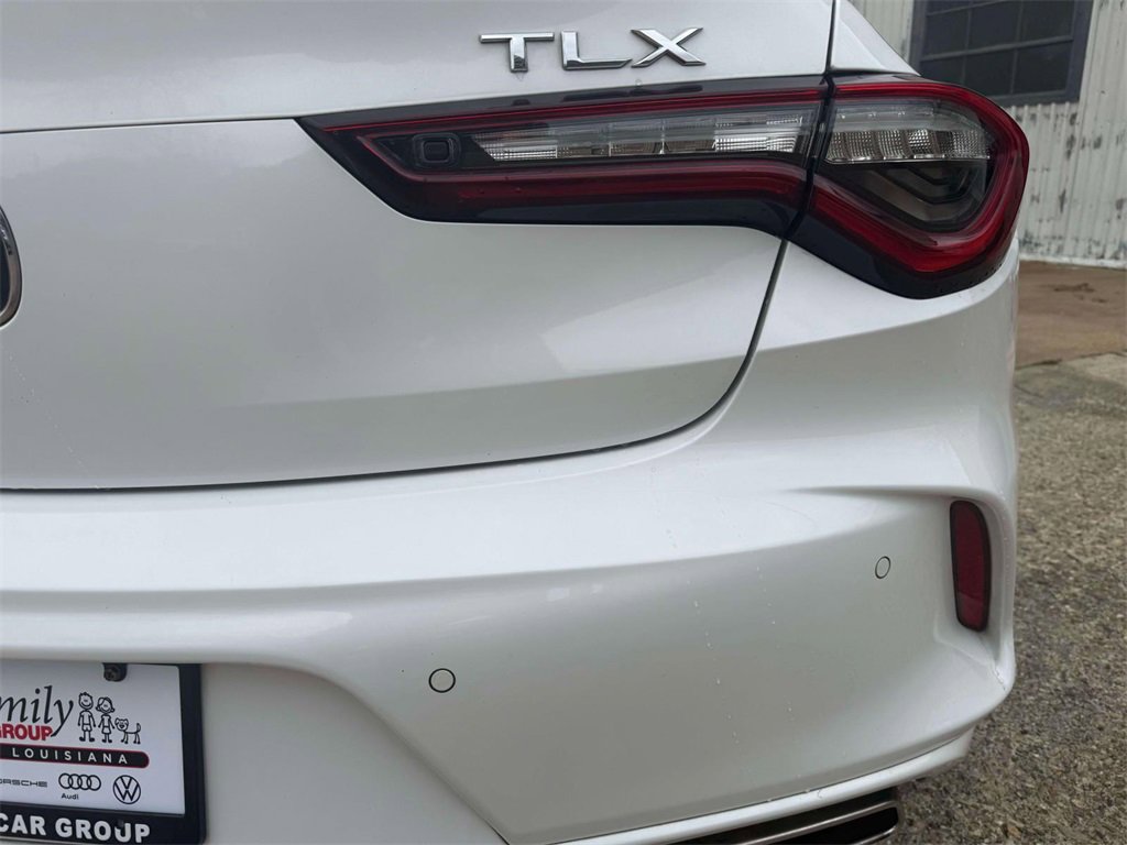 Used 2023 Acura TLX w/ Technology Package image 5