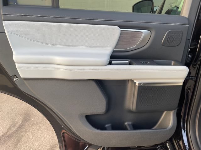 New 2026 Ford Expedition Platinum w/ Platinum Ultimate Package AWD/4WD image 30