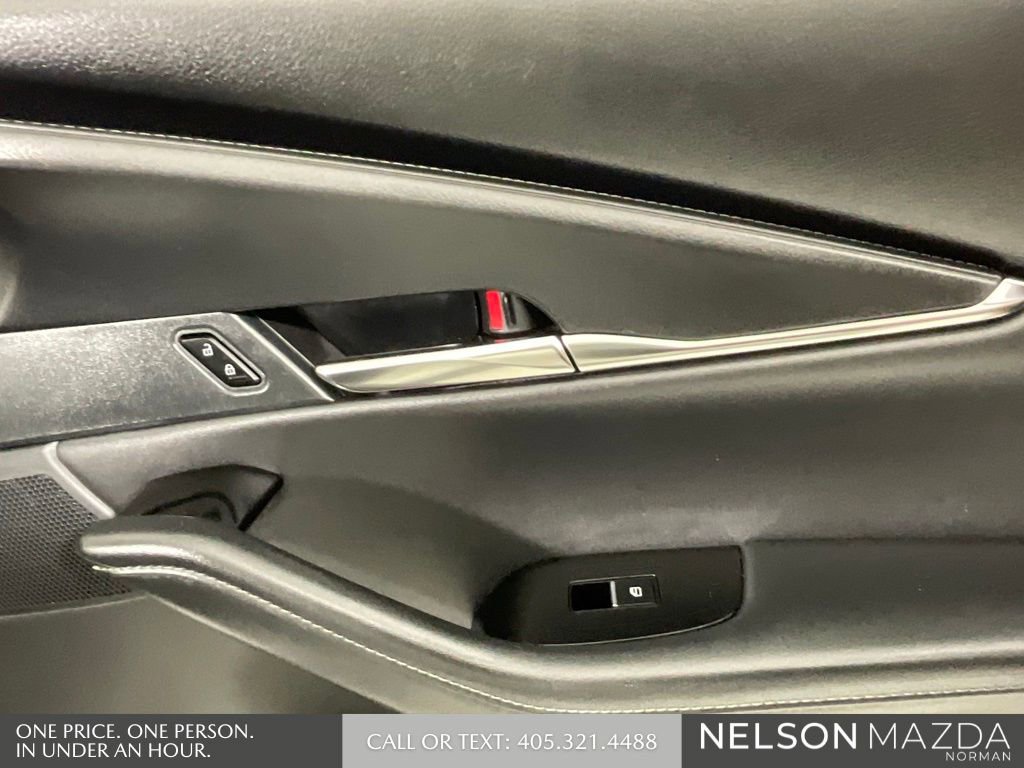 Certified 2023 MAZDA CX-30 AWD 2.5 S w/ Preferred Package image 17