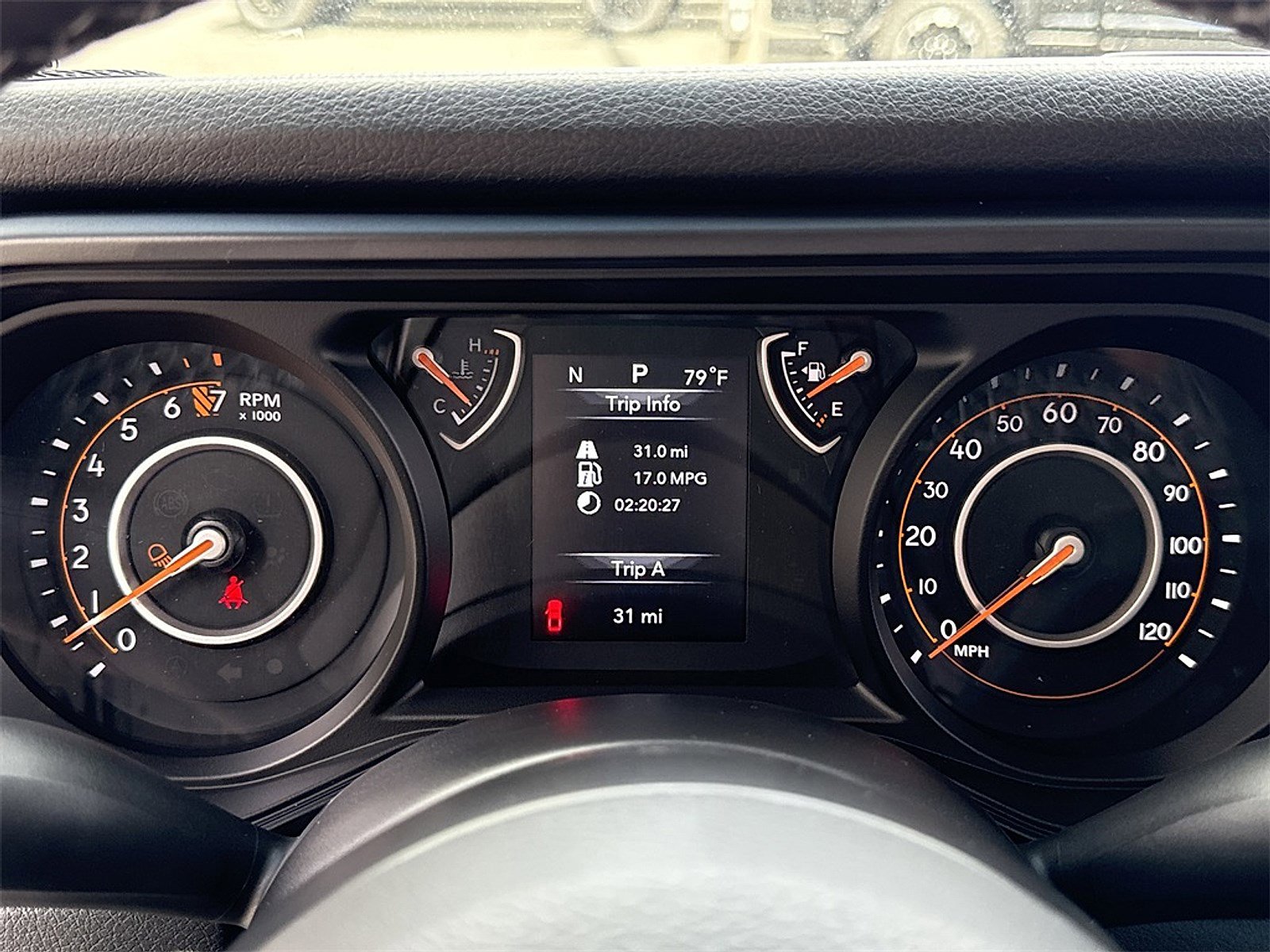 New 2025 Jeep Gladiator Sport image 11