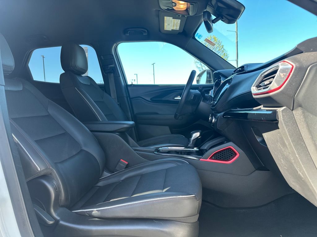 Used 2023 Chevrolet TrailBlazer RS w/ Convenience Package AWD/4WD image 16