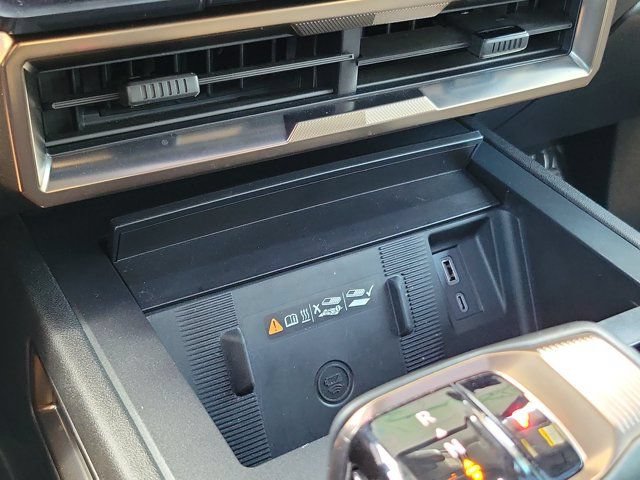 Used 2025 GMC Hummer EV 3X AWD/4WD image 28