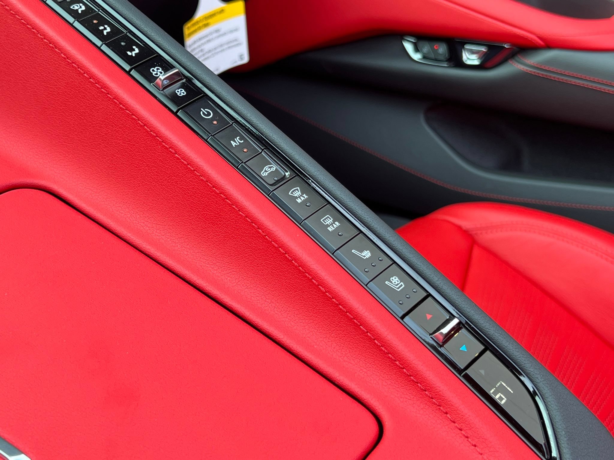 Used 2025 Chevrolet Corvette Z06 w/ Stealth Interior Trim Package RWD image 38