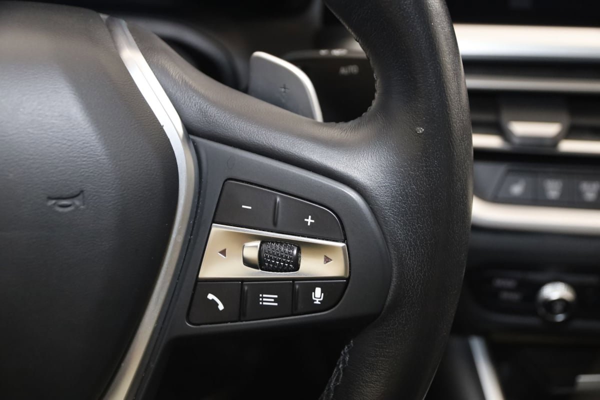 Used 2019 BMW 330i Sedan RWD image 36
