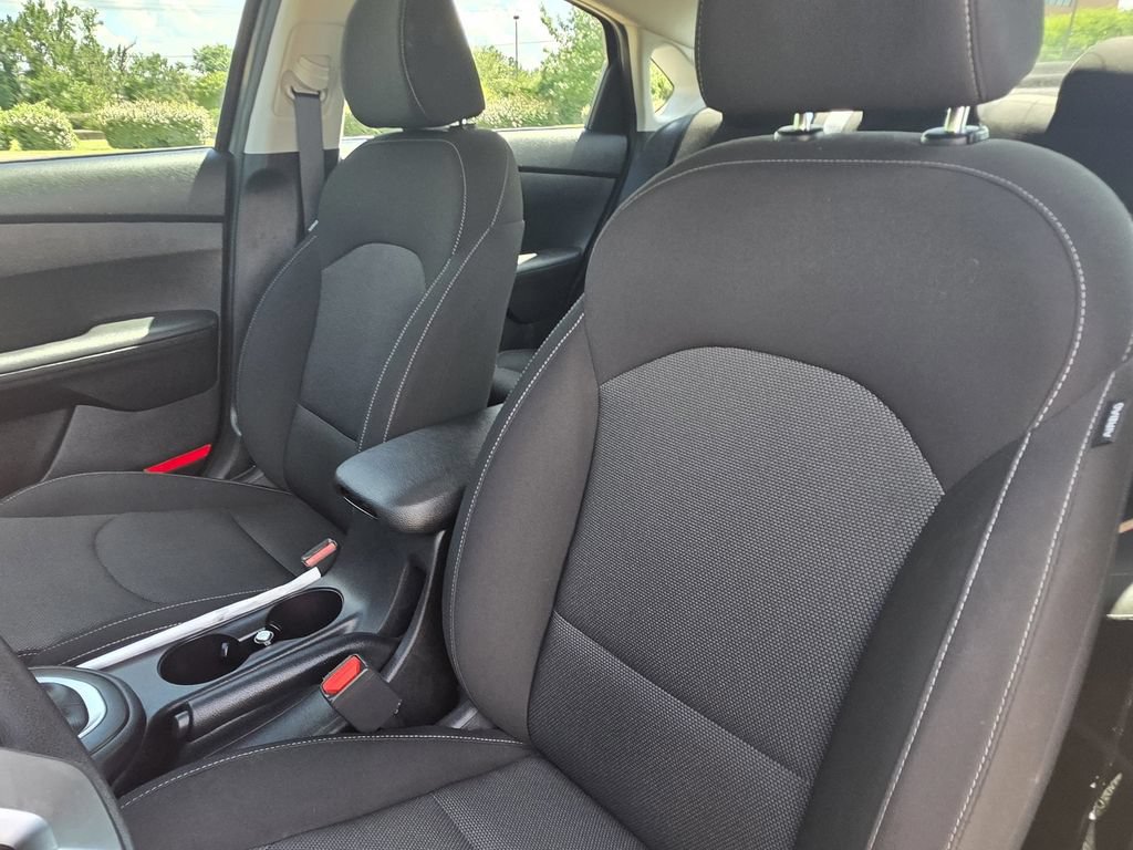 Used 2024 Kia Forte LXS FWD image 24