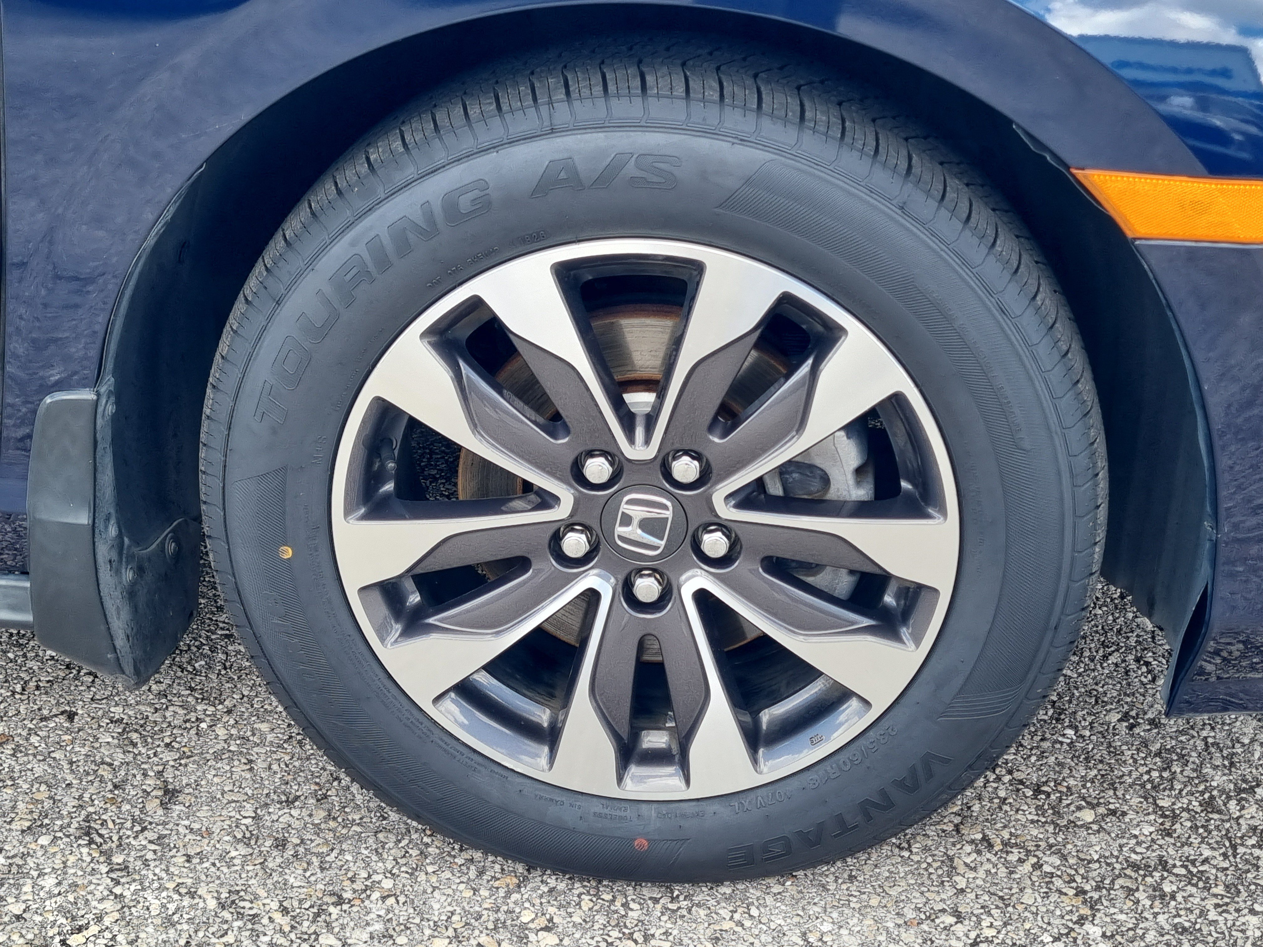 Used 2022 Honda Odyssey EX-L image 9