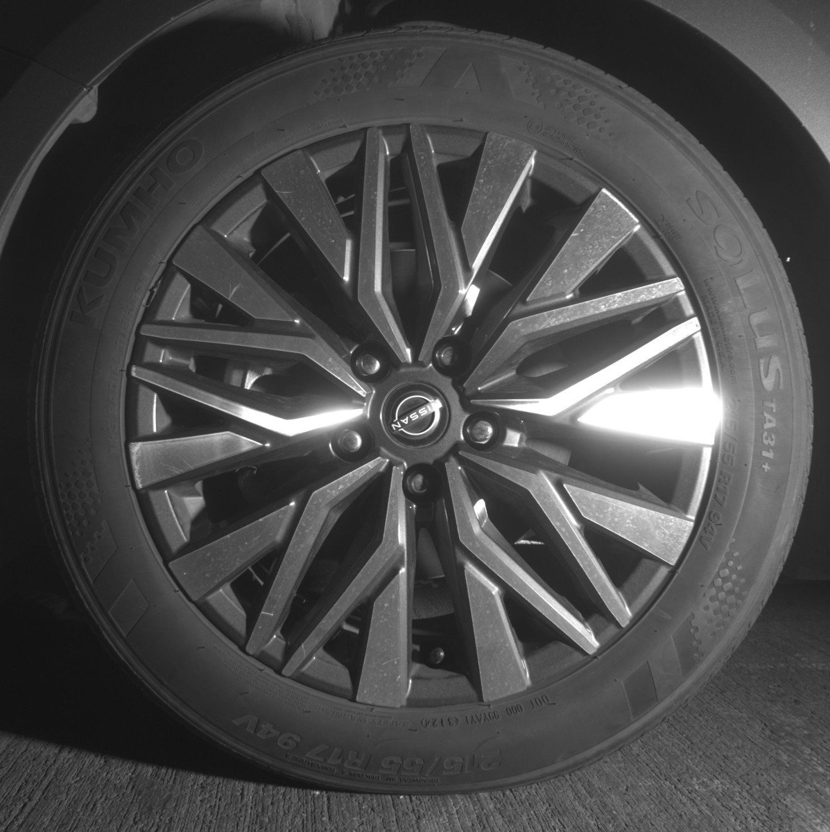 Used 2025 Nissan Altima 2.5 SV image 12