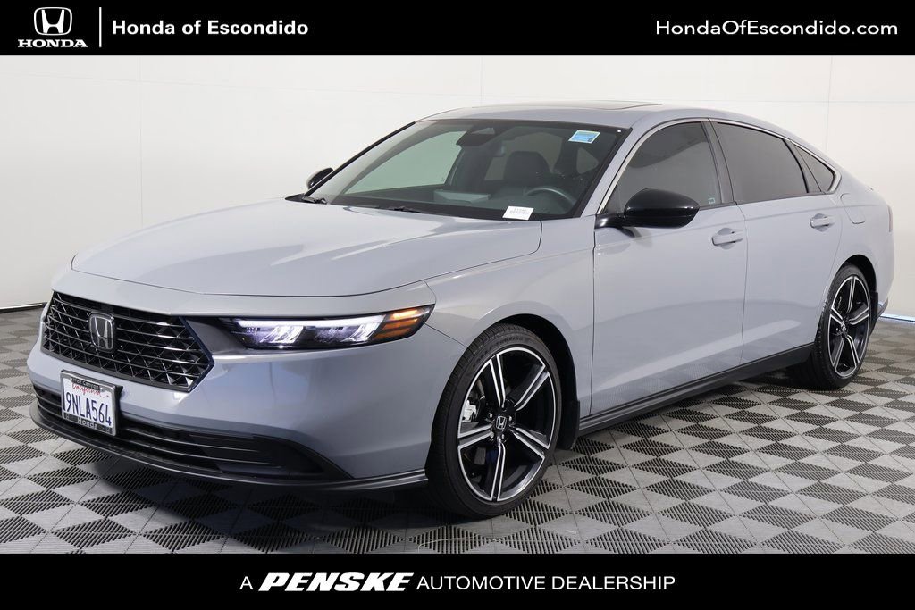 Used 2024 Honda Accord Sport image 1