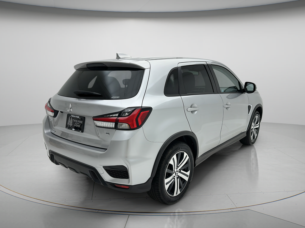Used 2025 Mitsubishi Outlander Sport AWD image 5